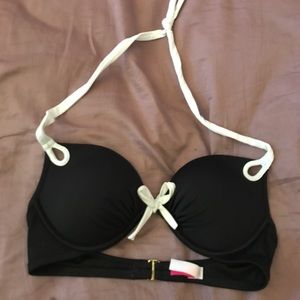 Black bombshell Victoria secret bikini top